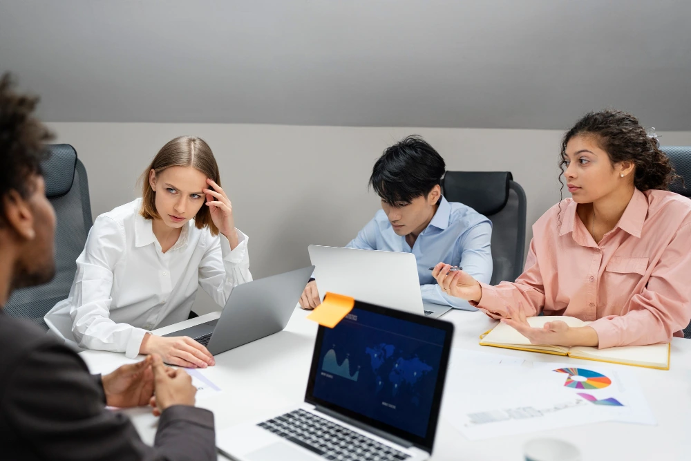 Crisis Communication Management Service | AiPlex ORM